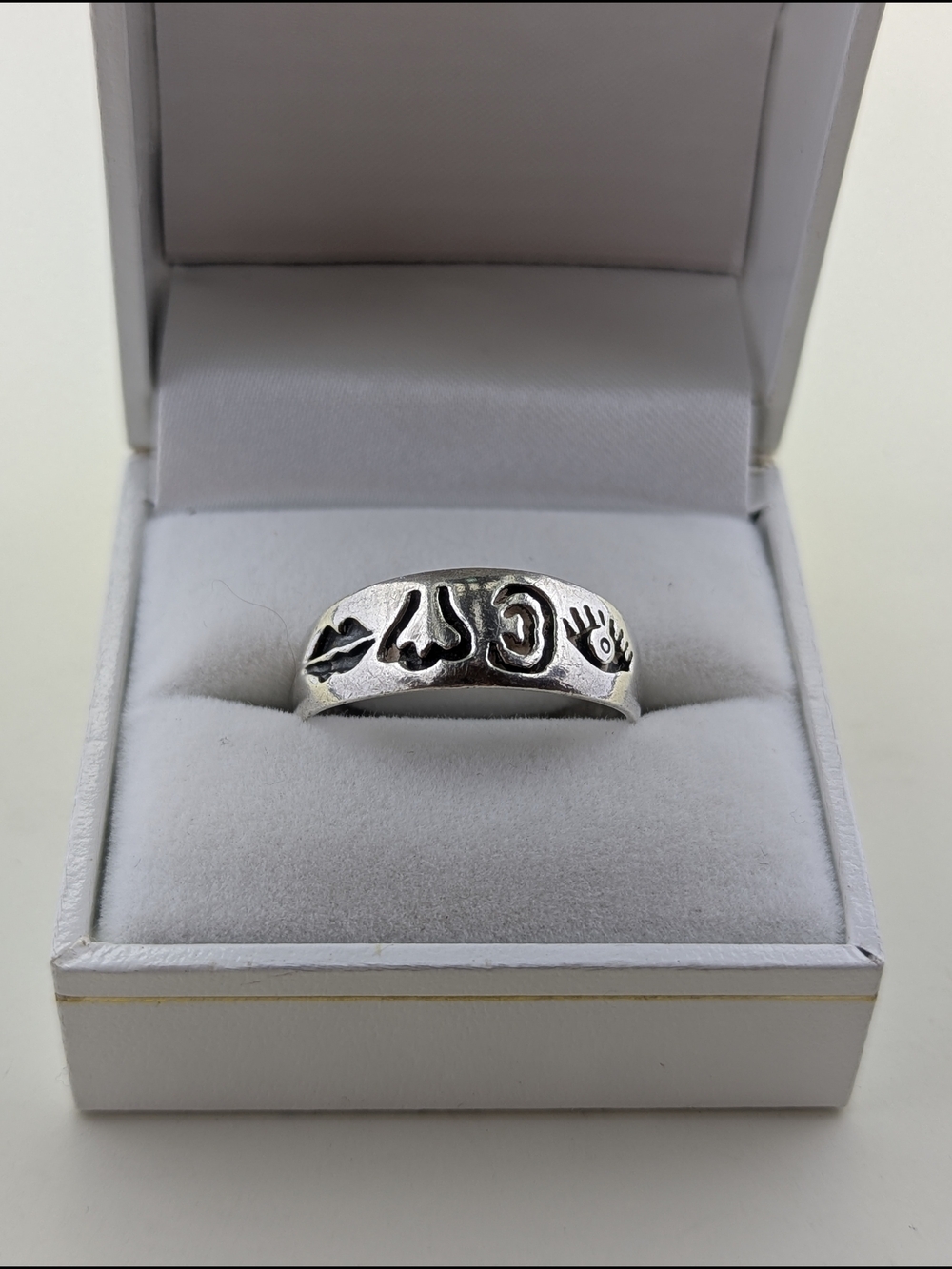 👁️👃👄 Unique Vintage Sterling "Four Senses" Band Ring